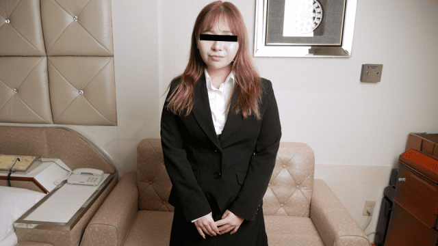 032024_01 - Nữ sinh đại học vất vả tìm việc - gmunutar.sbs